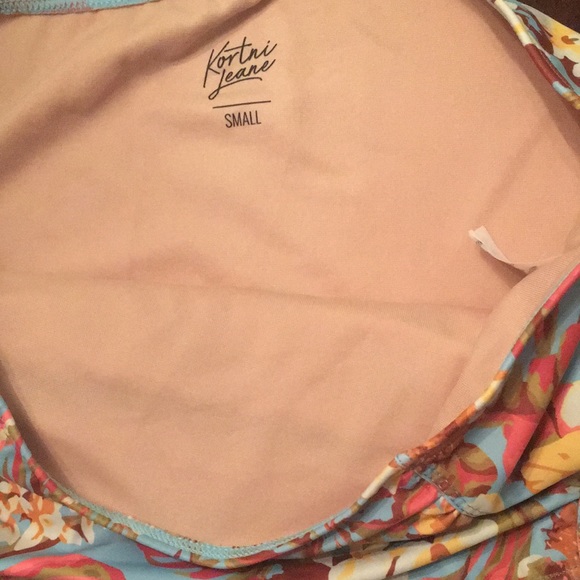 S nwt hibiscus bottoms ruched - Picture 2 of 4